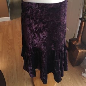 Crush purple velvet skirt elastic waist size small